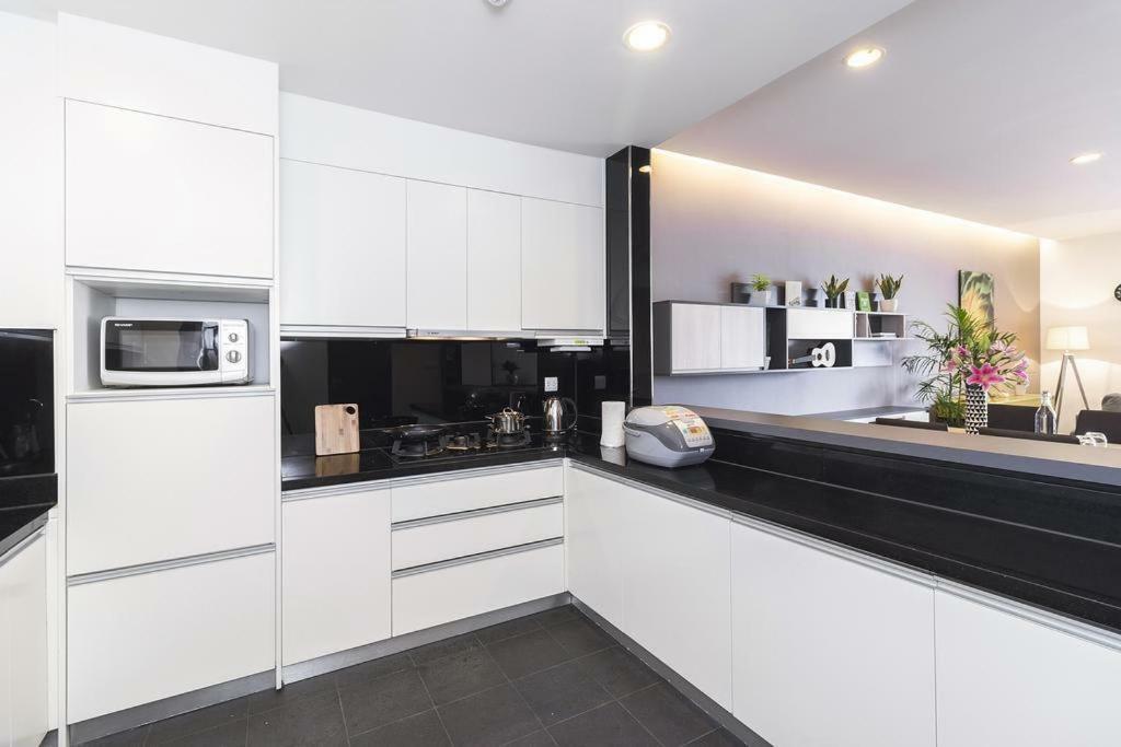 Lancaster Hanoi Service Apartment Exterior photo